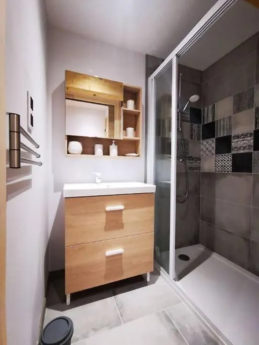Appartement Cosy A 300 M De La Plage Dinard 0*,  France